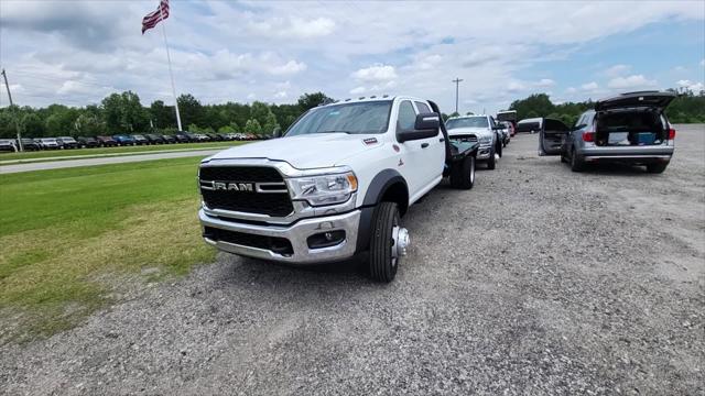 2024 RAM Ram 5500 Chassis Cab RAM 5500 TRADESMAN CHASSIS CREW CAB 4X4 84 CA