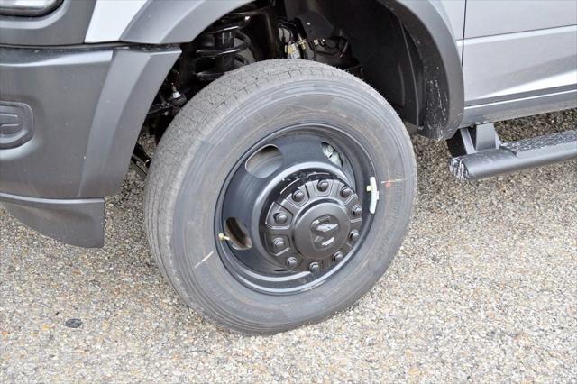 2024 RAM Ram 5500 Chassis Cab RAM 5500 TRADESMAN CHASSIS CREW CAB 4X4 84 CA