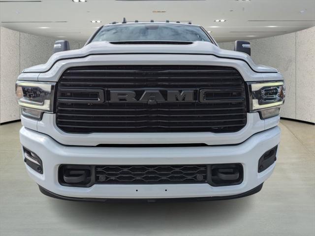 2024 RAM Ram 3500 RAM 3500 LARAMIE MEGA CAB 4X4 64 BOX