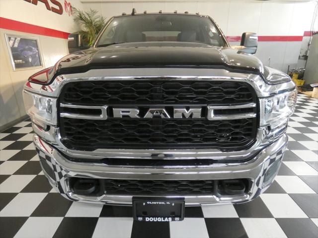 2024 RAM Ram 3500 RAM 3500 TRADESMAN CREW CAB 4X4 8 BOX