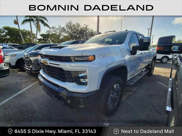 2024 Chevrolet Silverado 2500HD 4WD Crew Cab Standard Bed Custom