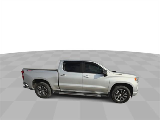 2022 Chevrolet Silverado 1500 4WD Crew Cab Short Bed RST