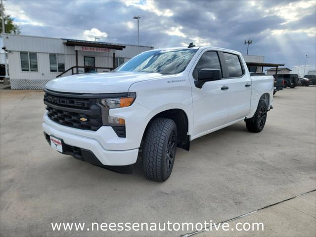 2024 Chevrolet Silverado 1500 4WD Crew Cab Short Bed Custom