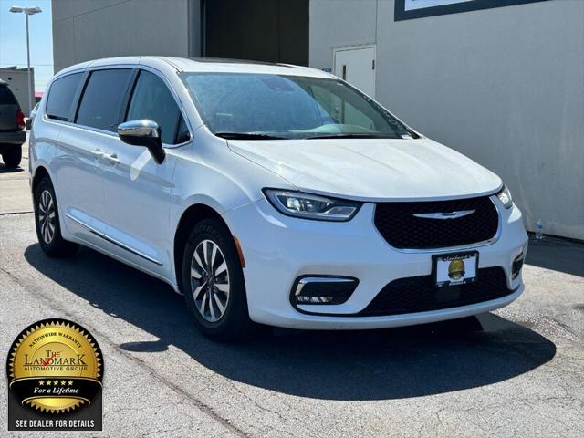 2023 Chrysler Pacifica Hybrid Limited