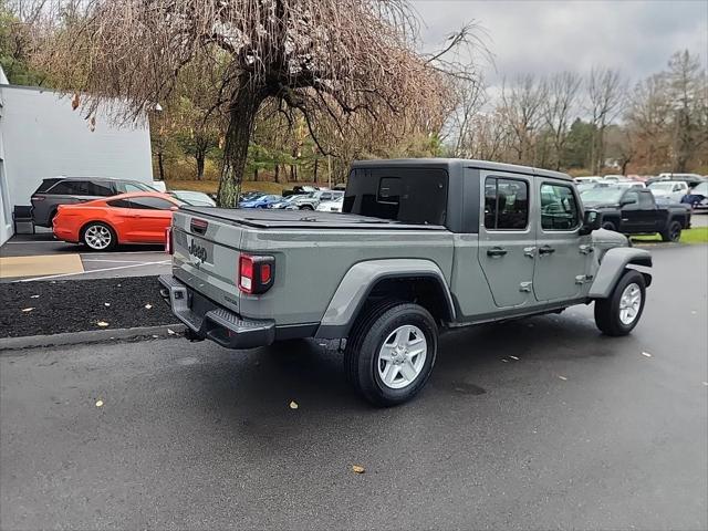 2021 Jeep Gladiator Sport S 4x4