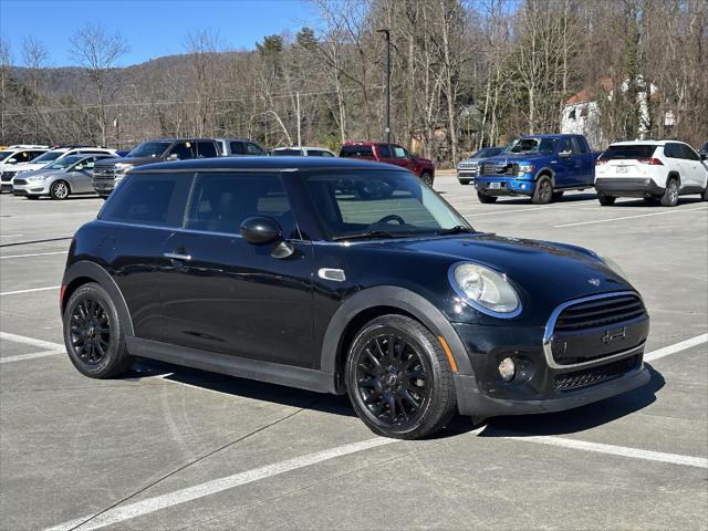 2017 Mini Hardtop Cooper