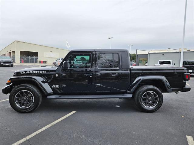 2022 Jeep Gladiator Overland 4x4