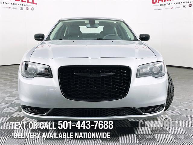 2023 Chrysler 300 Touring