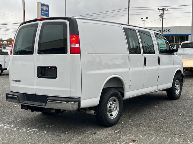 2024 Chevrolet Express Cargo Van RWD 2500 Regular Wheelbase WT