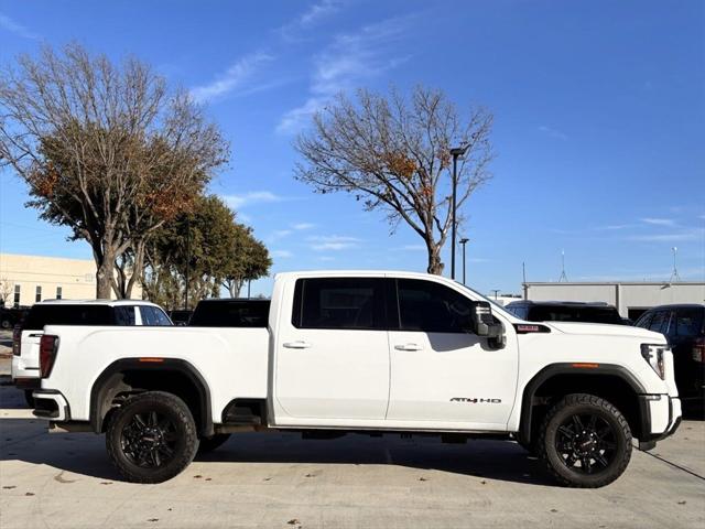 2024 GMC Sierra 2500HD 4WD Crew Cab Standard Bed AT4