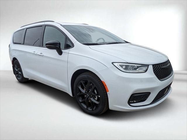 2025 Chrysler Pacifica PACIFICA LIMITED