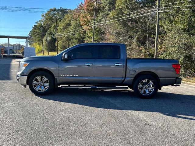 2019 Nissan TITAN SV