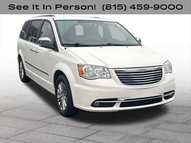 2013 Chrysler Town and Country Touring-L