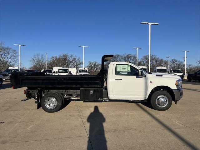 2024 RAM Ram 3500 Chassis Cab RAM 3500 TRADESMAN CHASSIS REGULAR CAB 4X4 84 CA
