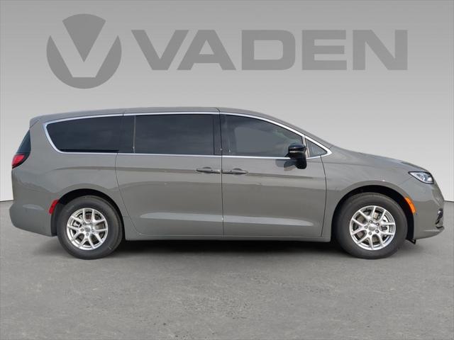 2025 Chrysler Pacifica PACIFICA SELECT