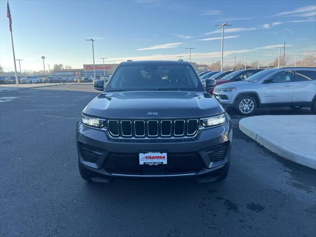 2024 Jeep Grand Cherokee Laredo 4x4