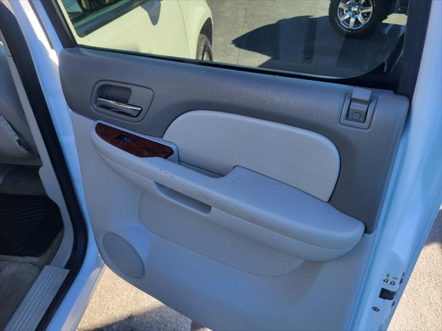 2012 Chevrolet Suburban LT