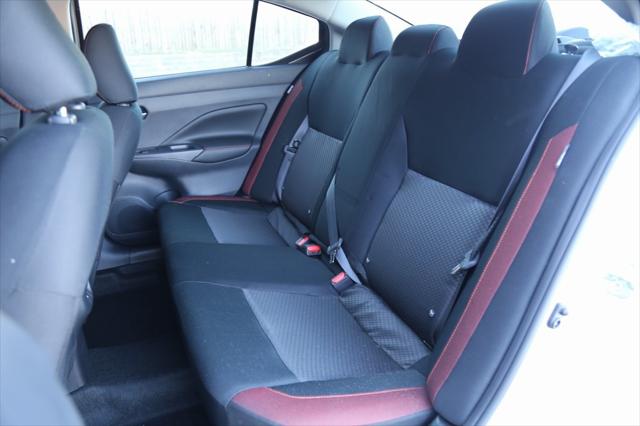 2025 Nissan Versa 1.6 SR