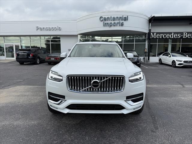 2025 Volvo XC90 B5 Core