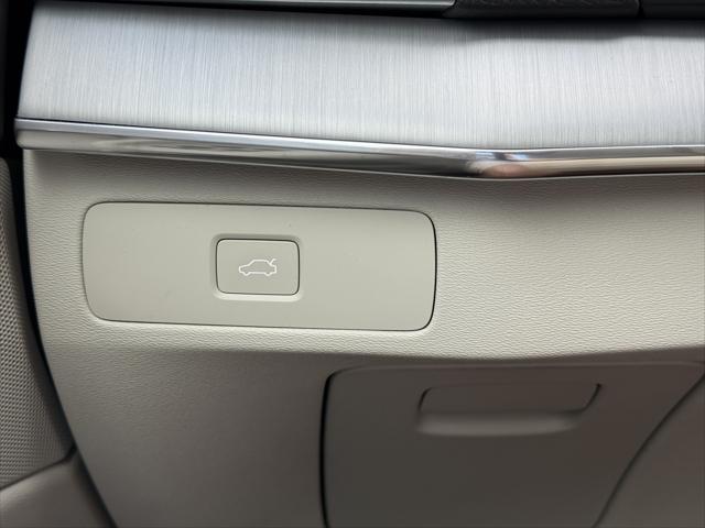 2025 Volvo XC90 B5 Core
