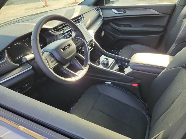 2025 Jeep Grand Cherokee GRAND CHEROKEE L ALTITUDE X 4X2