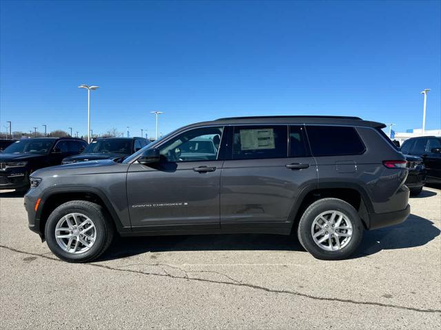 2025 Jeep Grand Cherokee GRAND CHEROKEE L LAREDO X 4X4