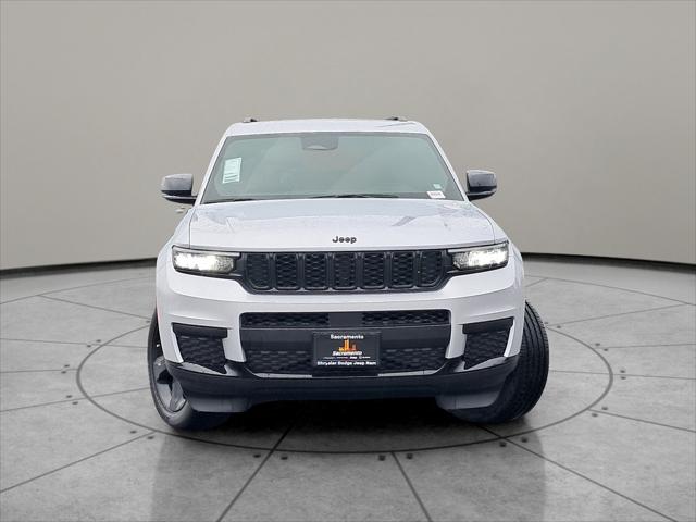 2025 Jeep Grand Cherokee GRAND CHEROKEE L ALTITUDE 4X4