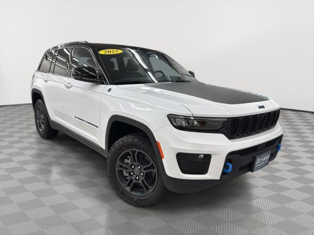 2025 Jeep Grand Cherokee 4xe GRAND CHEROKEE TRAILHAWK 4xe