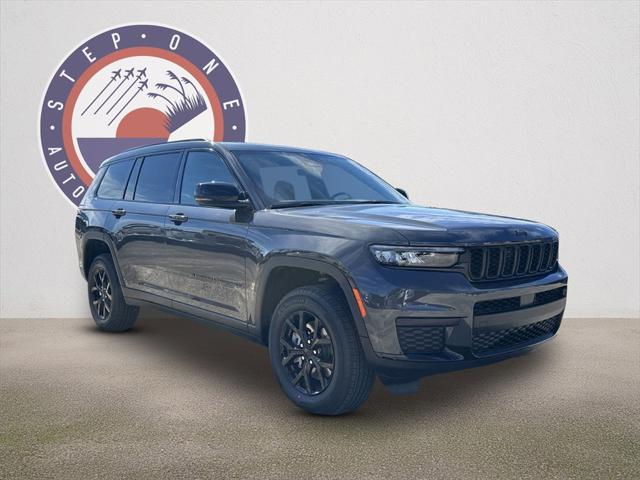 2025 Jeep Grand Cherokee GRAND CHEROKEE L ALTITUDE X 4X2