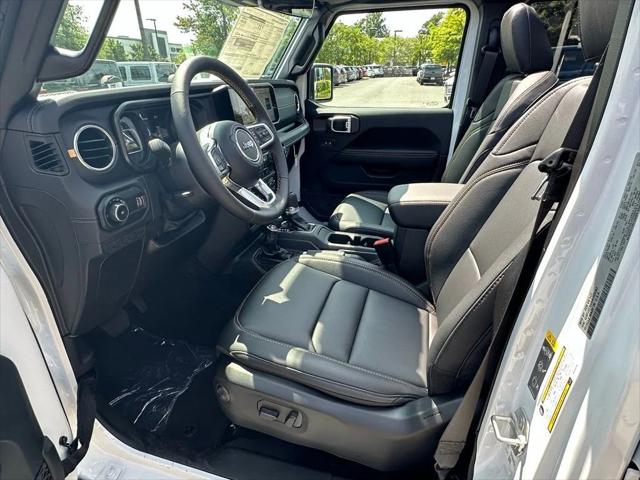 2025 Jeep Wrangler WRANGLER 4-DOOR SAHARA
