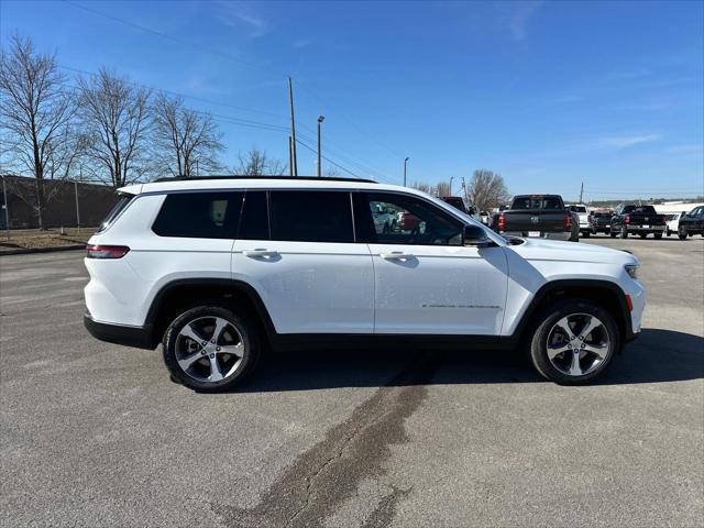 2025 Jeep Grand Cherokee GRAND CHEROKEE L LIMITED 4X4