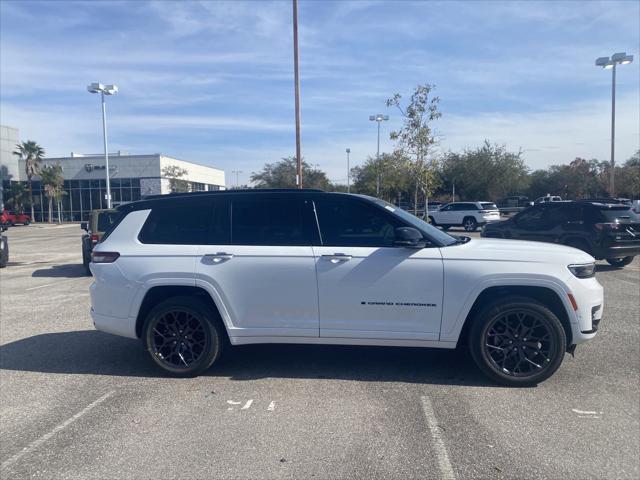 2025 Jeep Grand Cherokee GRAND CHEROKEE L SUMMIT RESERVE 4X4