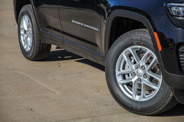 2025 Jeep Grand Cherokee GRAND CHEROKEE LAREDO X 4X2