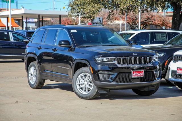 2025 Jeep Grand Cherokee GRAND CHEROKEE LAREDO X 4X2