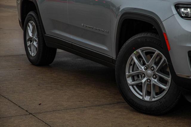 2025 Jeep Grand Cherokee GRAND CHEROKEE L LAREDO 4X2