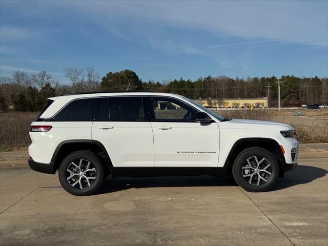 2025 Jeep Grand Cherokee GRAND CHEROKEE LIMITED 4X2