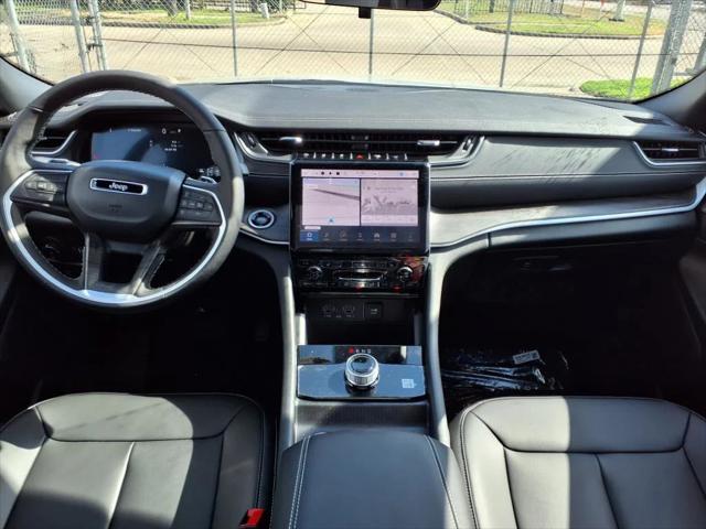 2025 Jeep Grand Cherokee GRAND CHEROKEE LIMITED 4X2