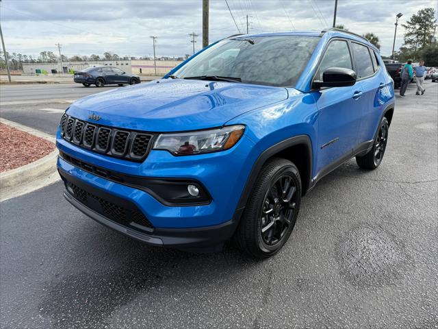 2025 Jeep Compass COMPASS LATITUDE 4X4