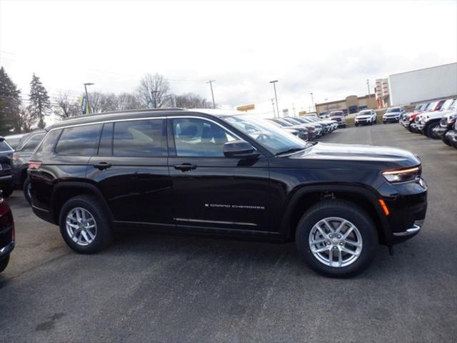 2025 Jeep Grand Cherokee GRAND CHEROKEE L LAREDO X 4X4
