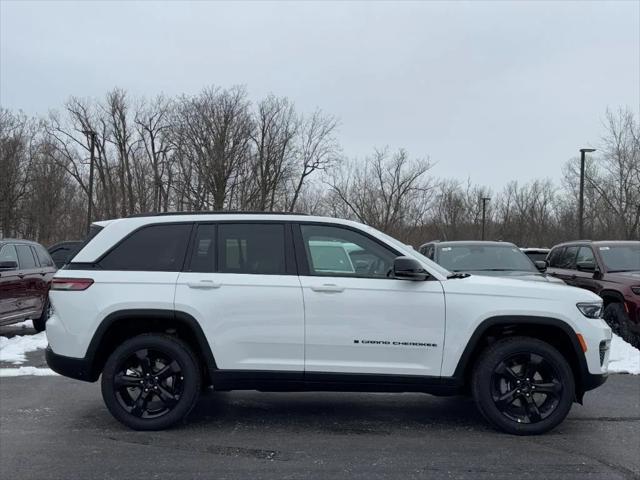 2025 Jeep Grand Cherokee GRAND CHEROKEE ALTITUDE X 4X4