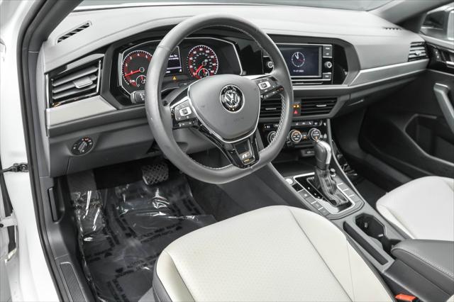 2020 Volkswagen Jetta 1.4T R-Line