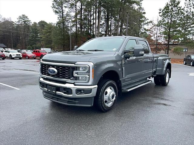 2023 Ford F-350 LARIAT