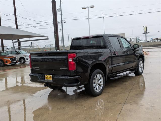 2022 Chevrolet Silverado 1500 2WD Crew Cab Short Bed Custom