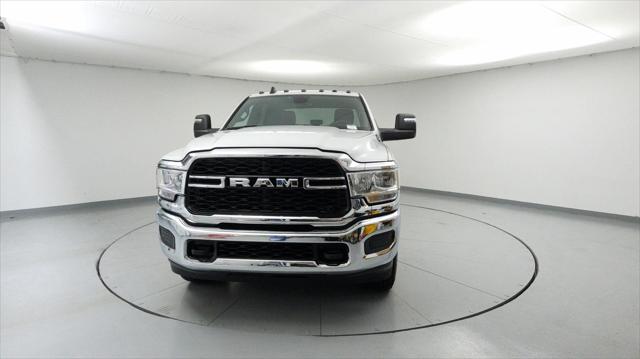 2023 RAM 2500 Tradesman Crew Cab 4x4 64 Box