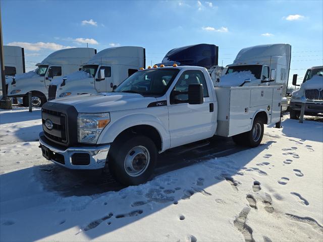 2012 Ford F-350 Chassis XL