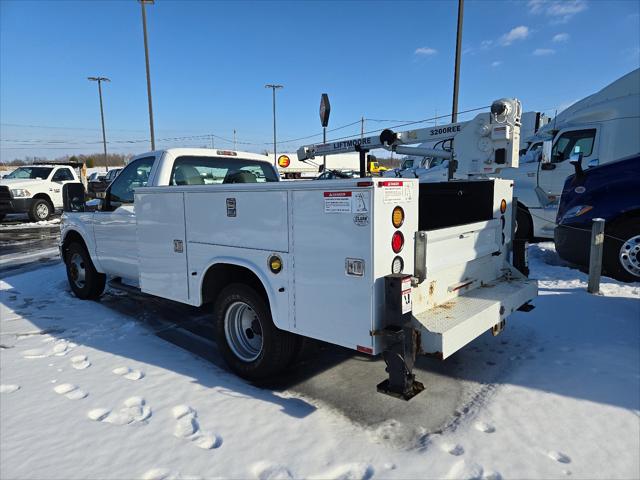 2012 Ford F-350 Chassis XL