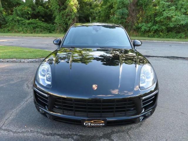 2017 Porsche Macan Sport Utility 4D