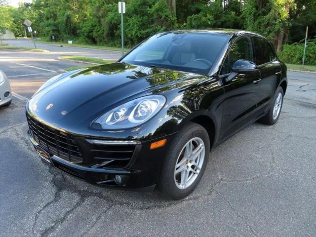 2017 Porsche Macan Sport Utility 4D