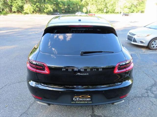 2017 Porsche Macan Sport Utility 4D