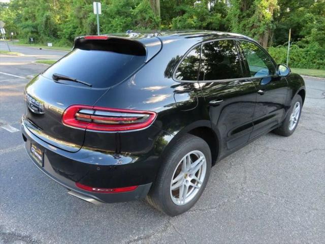 2017 Porsche Macan Sport Utility 4D